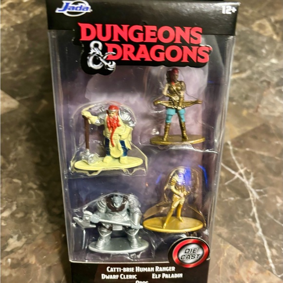 4 Set of Dungeons & Dragons Die Cast Figures New In Box - Picture 4 of 7